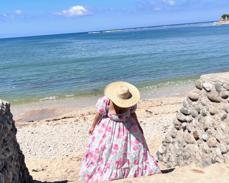 Wearing Sunscreen Even at Home Wearing Sunscreen Even at Home